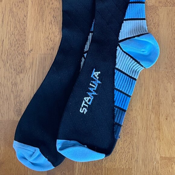 NWOT One pair Size Small/Medium unisex Physix Gear blue black compression socks - Picture 3 of 10